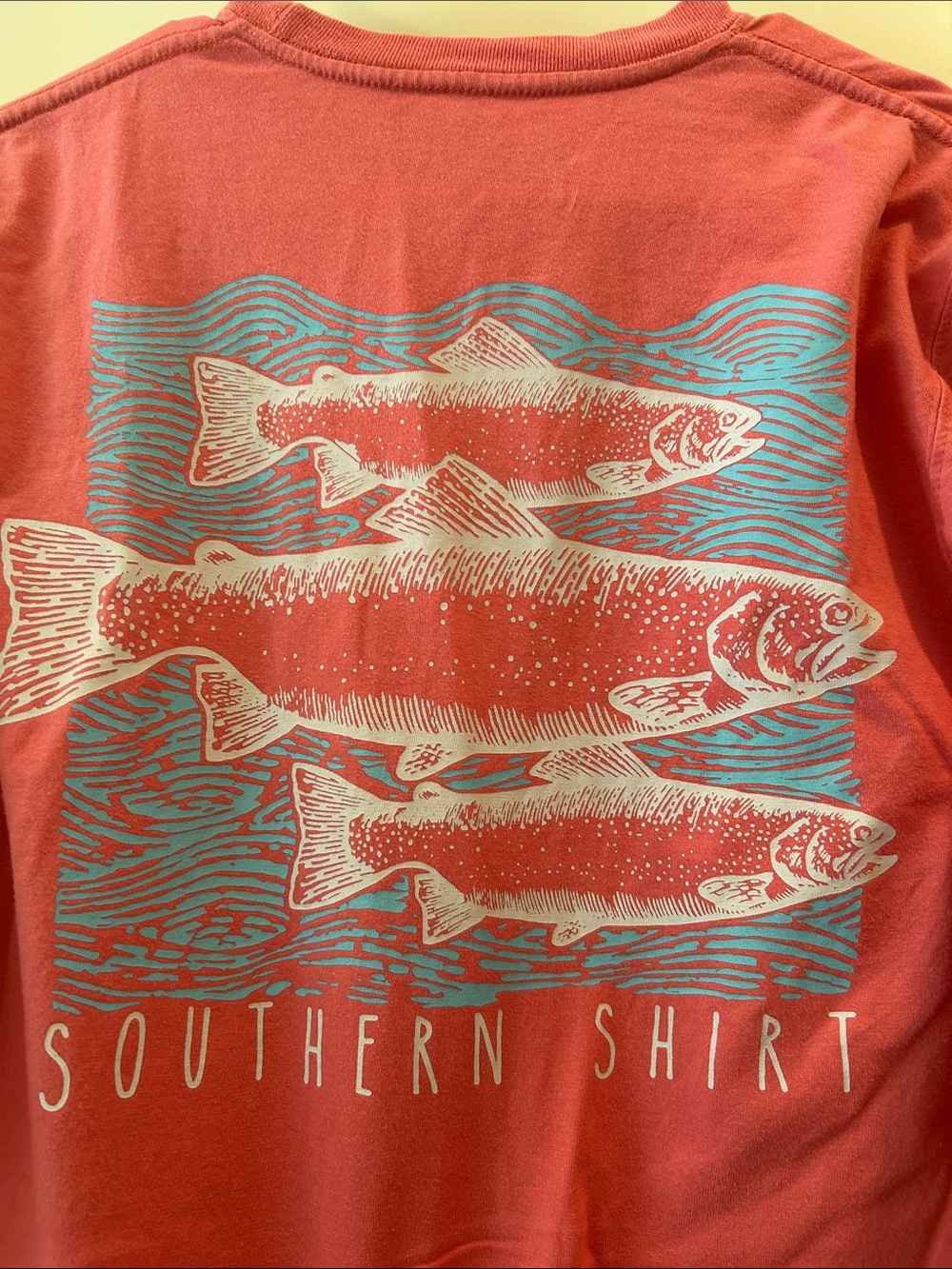 Southern Shirt Fish two sided graphic Long-Sleeve Pocket Tee size S Coral Pink